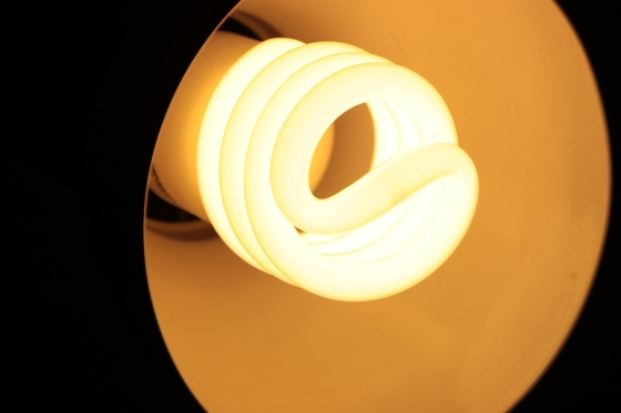 Almost 9 in 10 UK Households Now Regularly Buy Energy-Saving CFL Light Bulbs