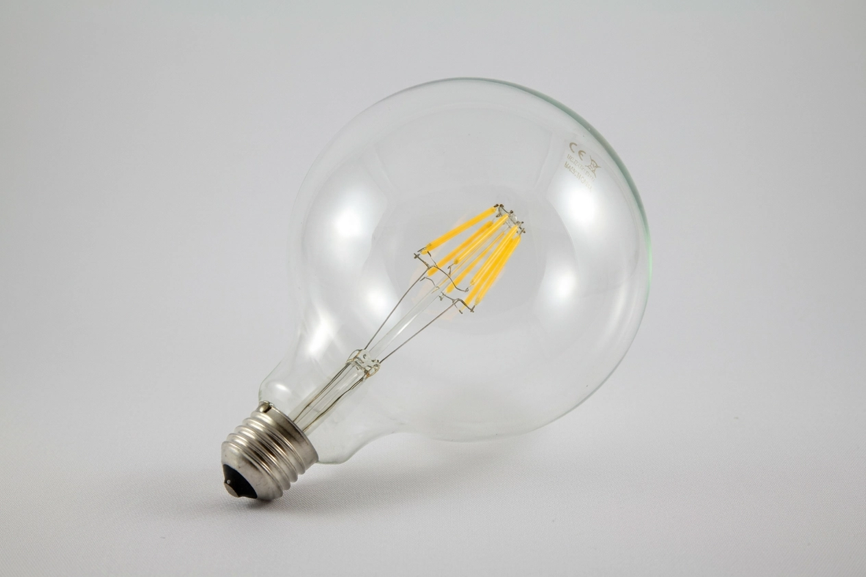 Consumers Must Buy 40 Incandescent Bulbs to Match Longevity of LEDs