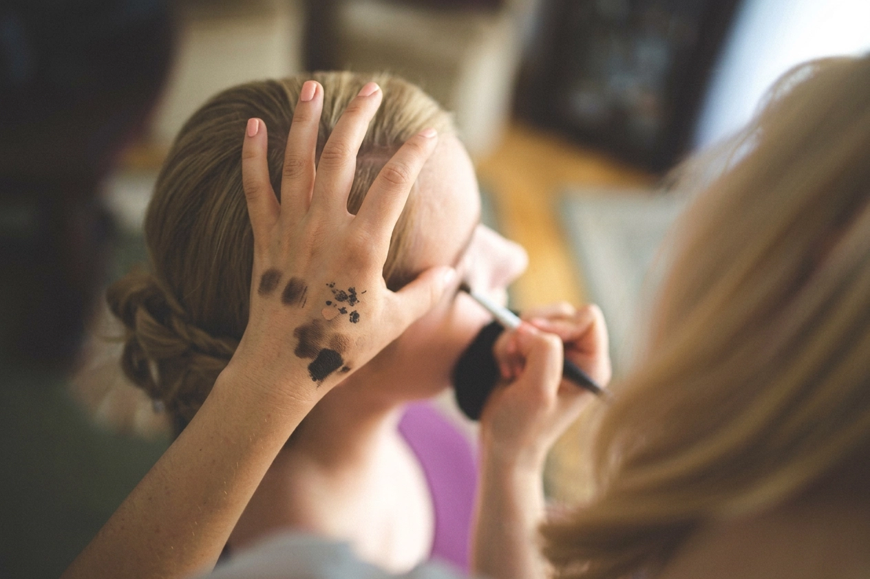 The Best Lighting To Apply Makeup In