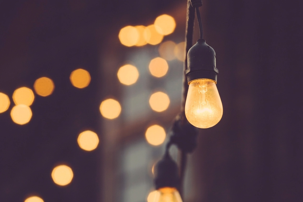 5 Lighting Solutions Essential for Every House Party